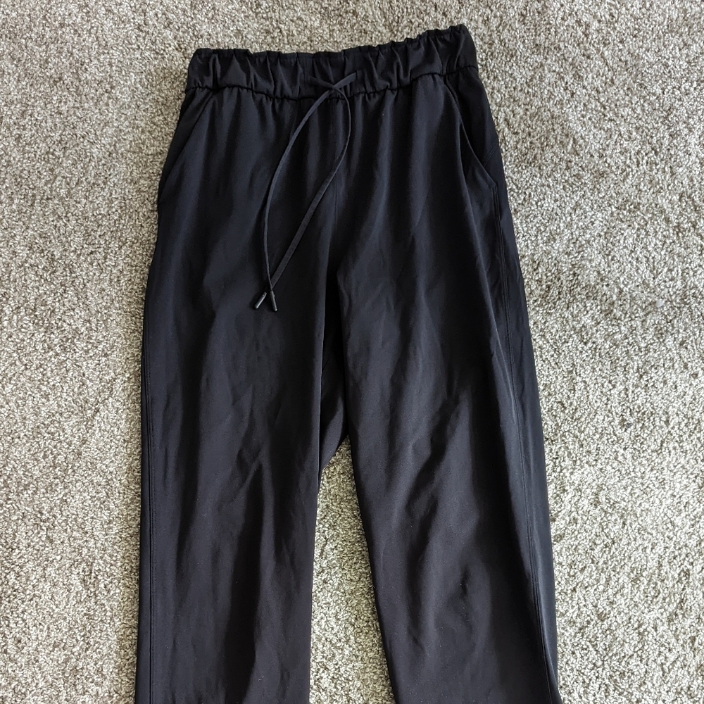 Lululemon Jet Set Crop - Picture 4 of 8